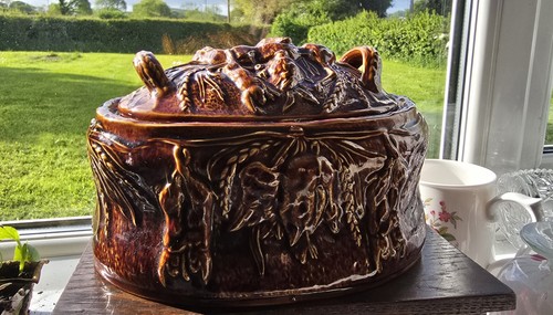 Large portmerion game pie - game,