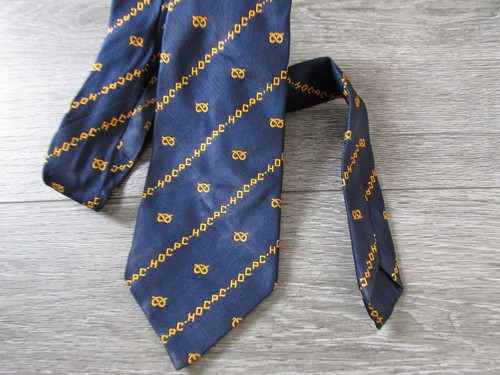 Initials hocpc stripes - in,