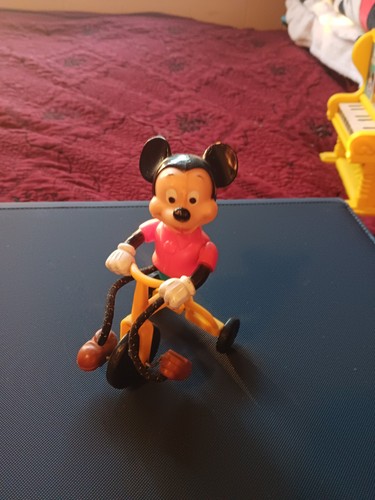 Vintage 1977 disney plastic - vintage,
