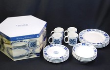 Vtg Sakura Oneida 16 Pc Dinner Set Winter Frost Blue White Holiday MIB