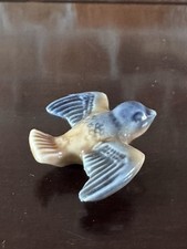 Wade Whimsie Bird Swallow Figurine Vintage Miniature Porcelain Made in England