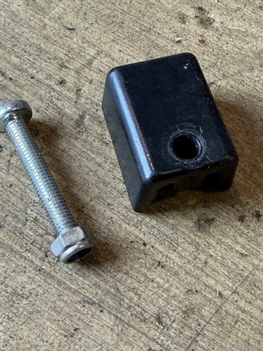 Cable clamp mountfield - cable,