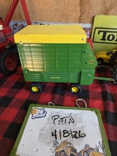 VINTAGE ERTL JOHN DEERE FORAGE