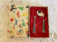 Vintage Boxed Spoon and Pusher
