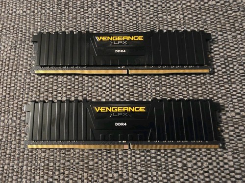 Corsair vengeance lpx 16gb - corsair,