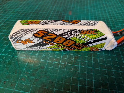 Cnhl lipo 5200mah 90c - 4s,