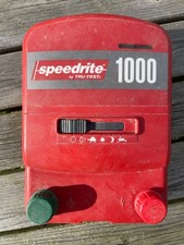 Tru-Test Speedrite Electric Fence Energizer with posts and accessories Mains 12V