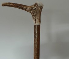 NATIVE AMERICAN INDIAN : WALKING STICK WITH DEER ANTLER  HANDLE (CCB)