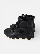 Sorel black lace up kinetic