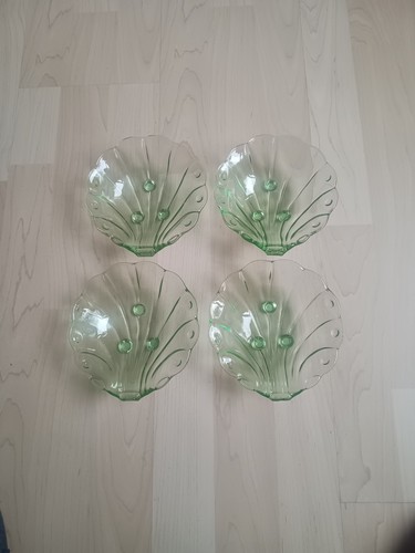 Art deco bowlsglass green - art,