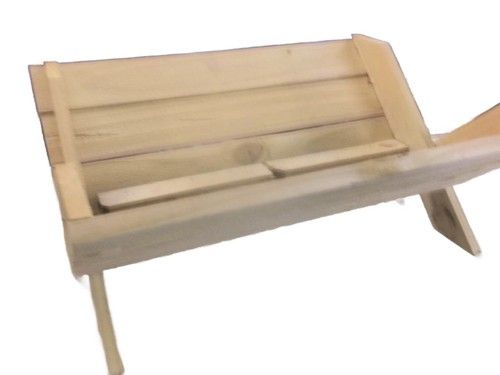 Life size wooden - , manger