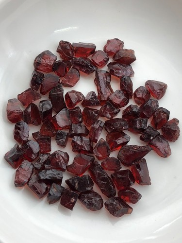 Natural rhodolite garnet rough - natural,