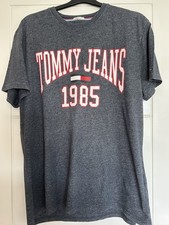 Men's Tommy Jeans T shirt size XL