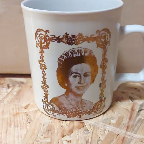 Queen elizabeth silver - ii,
