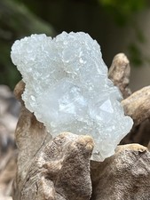 Apophyllite Sparkly Gemmy