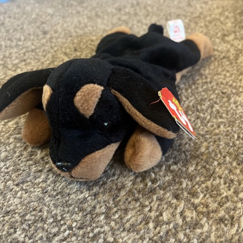 Bnwt retired beanie - bnwt,