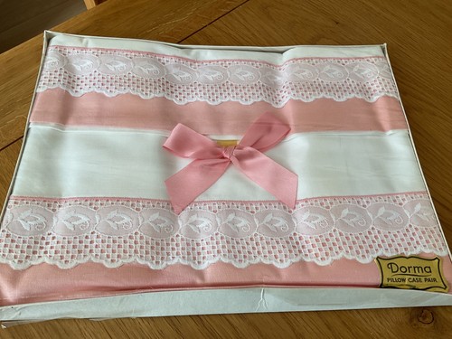 Vintage dorma pillowcases pair - dorma,