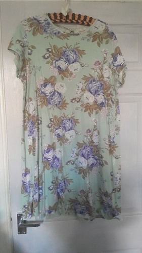 Cabbage and roses - , l