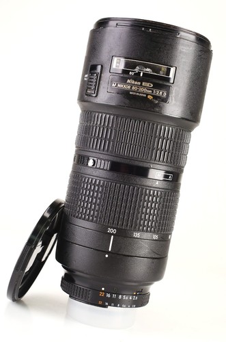 Nikon 200mm d af - f2.8,