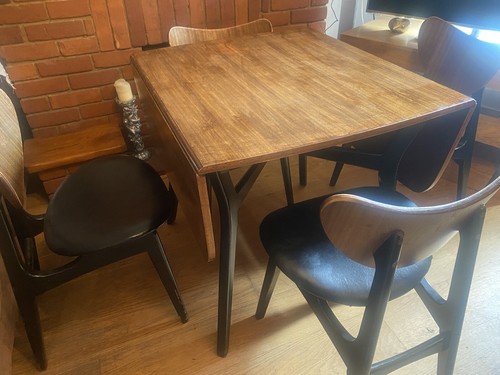 Plan butterfly table and - g,
