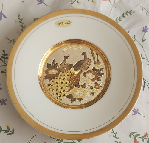 White ceramic decorative - decorative, plate