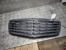 MERCEDES W211 E280 E-CLASS 2005-2008 FRONT BUMPER CHROME GRILL CENTRE