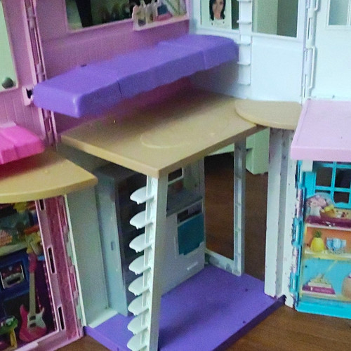 Barbie fold out - fold-out, plastic