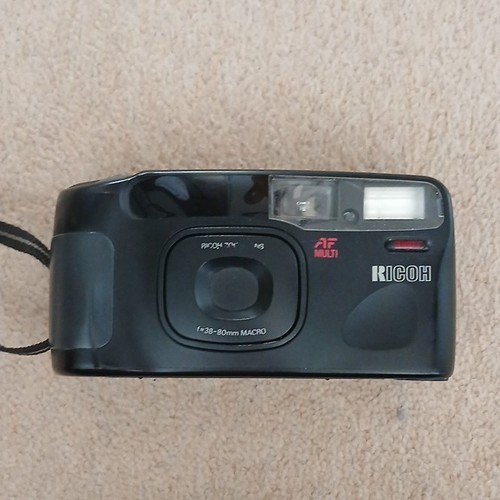 Ricoh 800 35mm film - ricoh, point