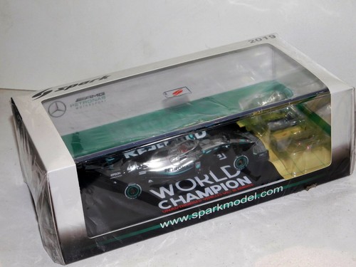 Mercedes amg petronas 44 - mercedes,