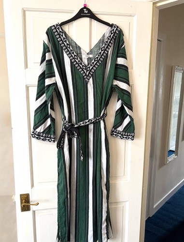 Next size green - size, 14