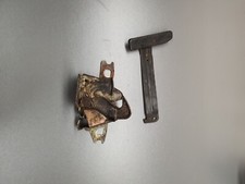 Volkswagen VW Golf MK3 Bonnet Lock Latch Catch Release 1H0 823 509 B