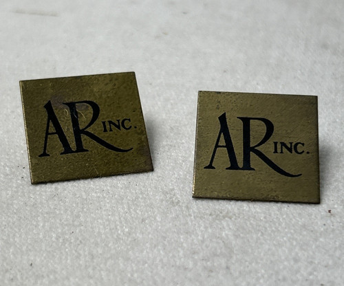 Original speaker badges - original, ar