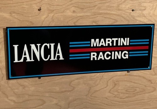 Lancia martini racing team - martini,