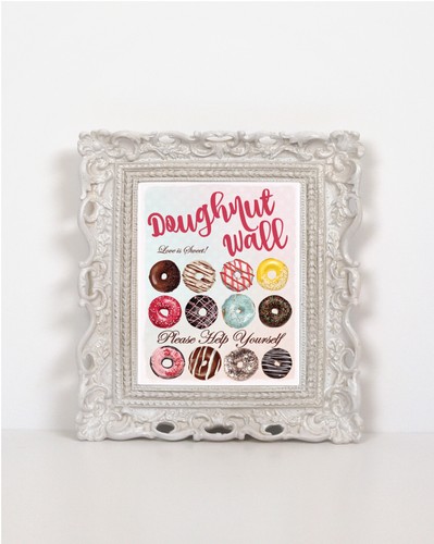 Doughnut wall love - wall,
