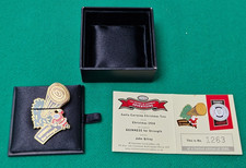 Ltd Ed GUINNESS Santa Carrying a Christmas Tree Enamel Pin Badge with COA & Box