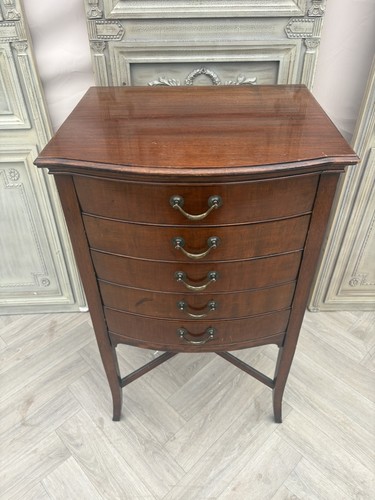 Antique mahogany bow fronted - antique,