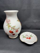 Royal Worcester "EVESHAM" Gold