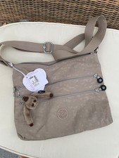 Kipling Alvar Medium Cross