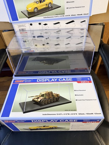 Trumpeter display case for - trumpeter,