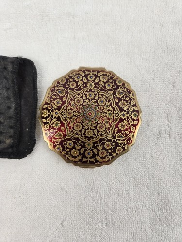 Vintage stratton gold tone - vintage,