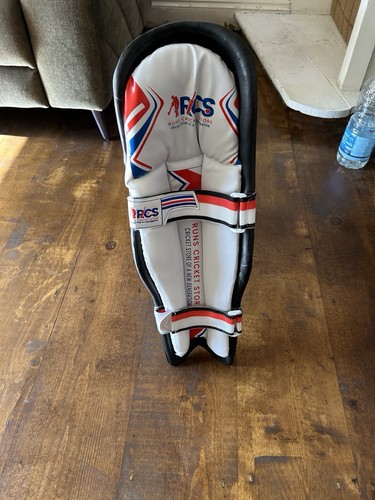 Ultra lightweight cricket - ultra,