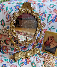 ORNATE VINTAGE FRENCH TABLE