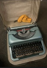 Imperial 1960 Vintage Typewriter. Good Companion 4