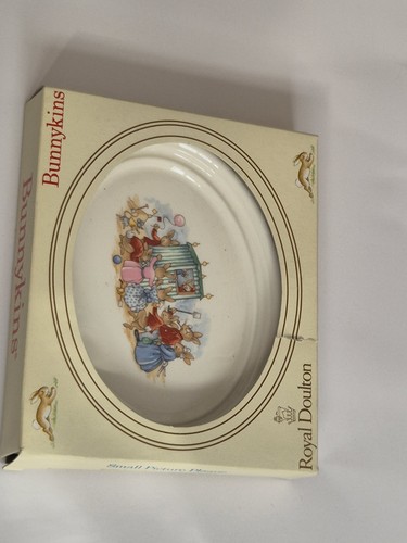 Unusual royal doulton - unusual,
