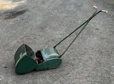 Qualcast Panther 30DL Cylinder