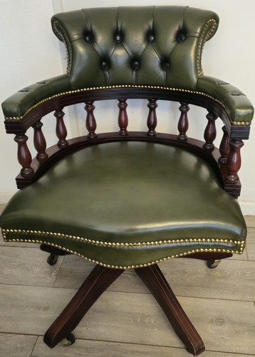 Classic chesterfield office - chesterfield,