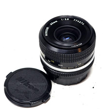 Nikon Nikkor 35mm F2.8 Pre-Ai