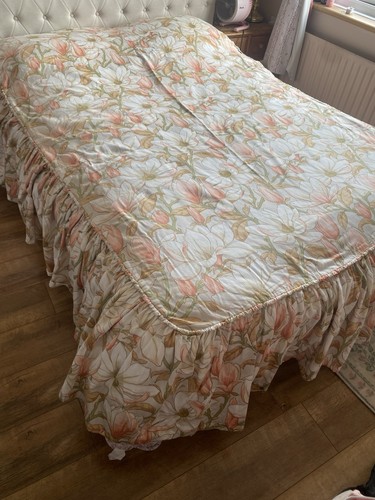 Beautiful vintage sanderson - vintage,
