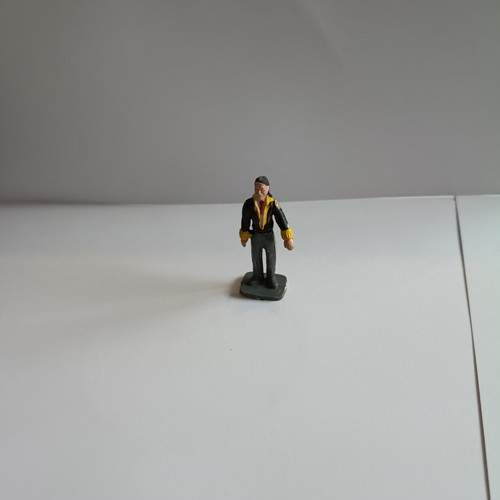 Corgi toys 1505 garage - corgi,
