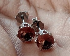Diaspore Sultanite Color